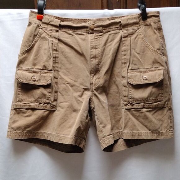 Cabela's cargo shorts  - Picture 1 of 8